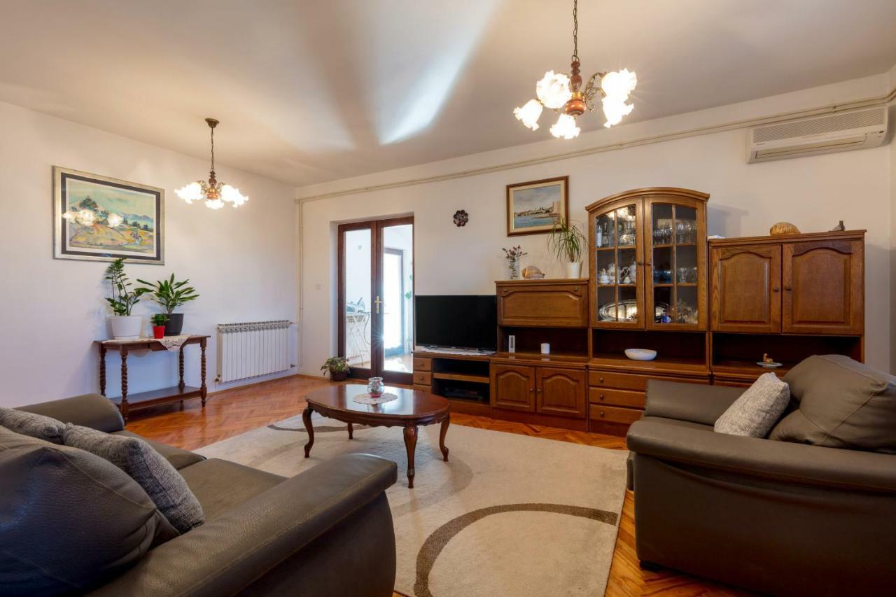 Vacation Home Duilo Donji Zemunik Ngoại thất bức ảnh