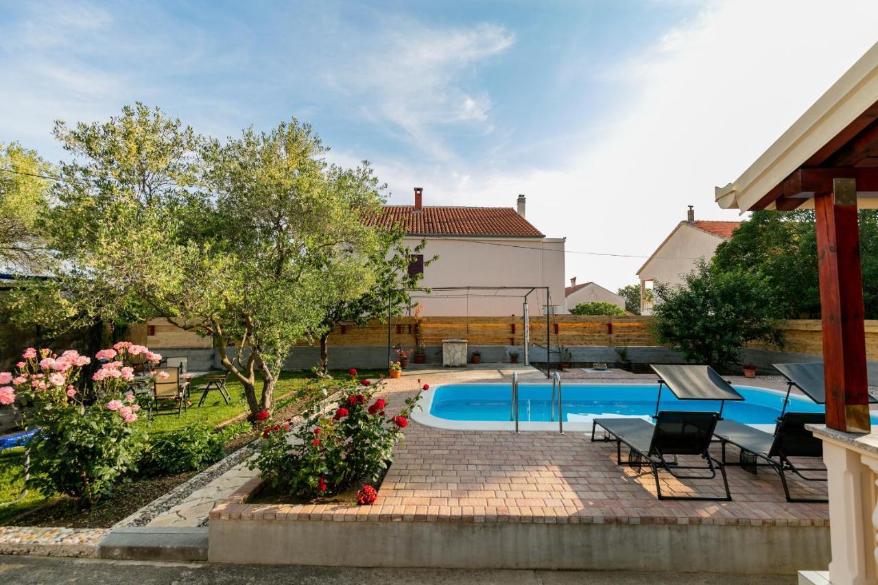 Vacation Home Duilo Donji Zemunik Ngoại thất bức ảnh